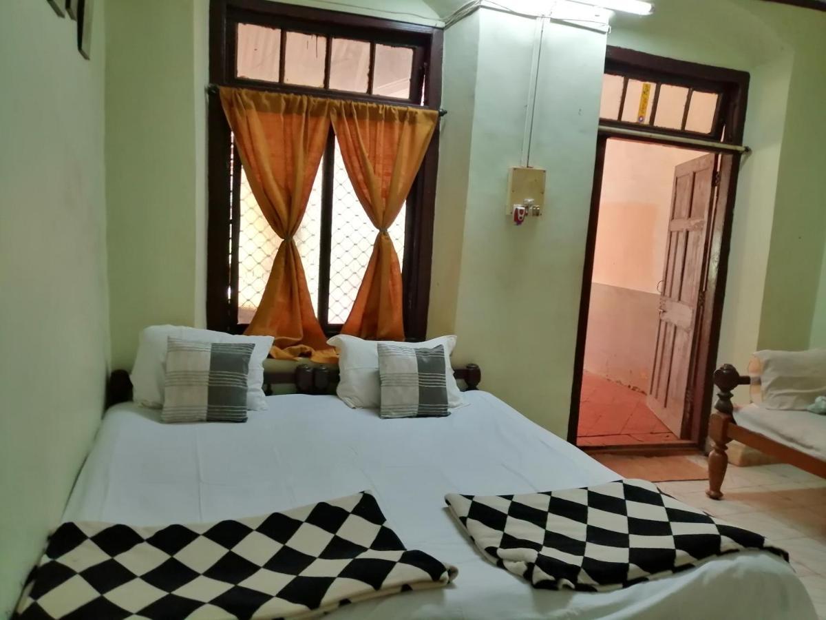 Laxmi Guest house