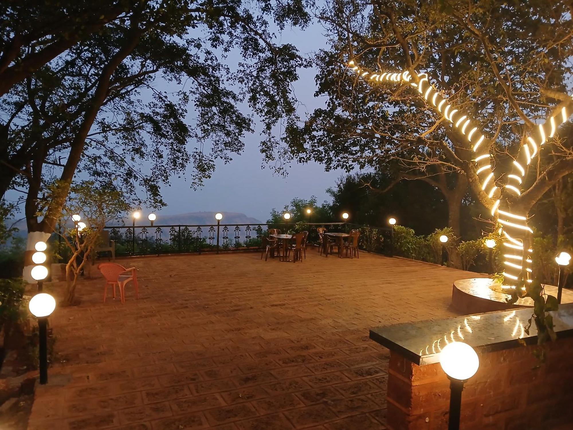 Guest house Laxmi Resort,
