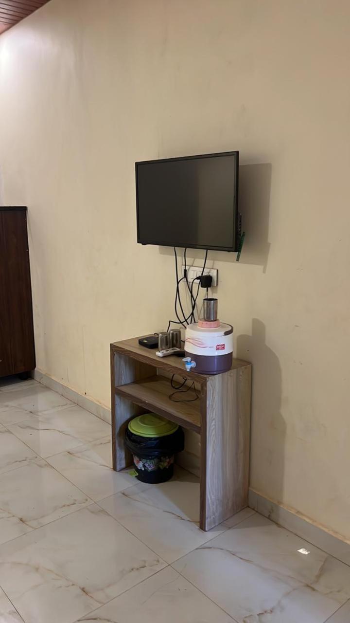 Janata Happy Hotel Matheran