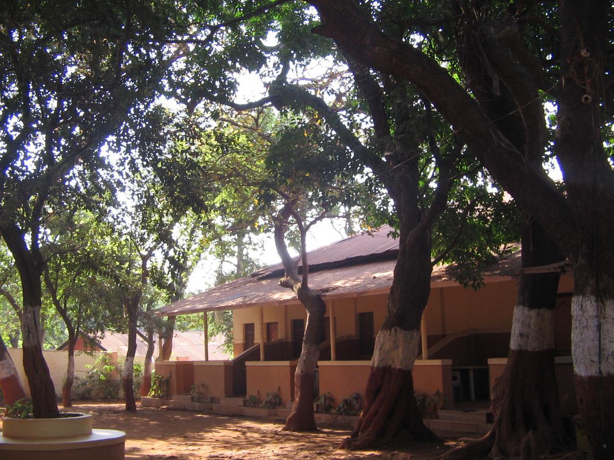 Gujarat Bhavan 3*