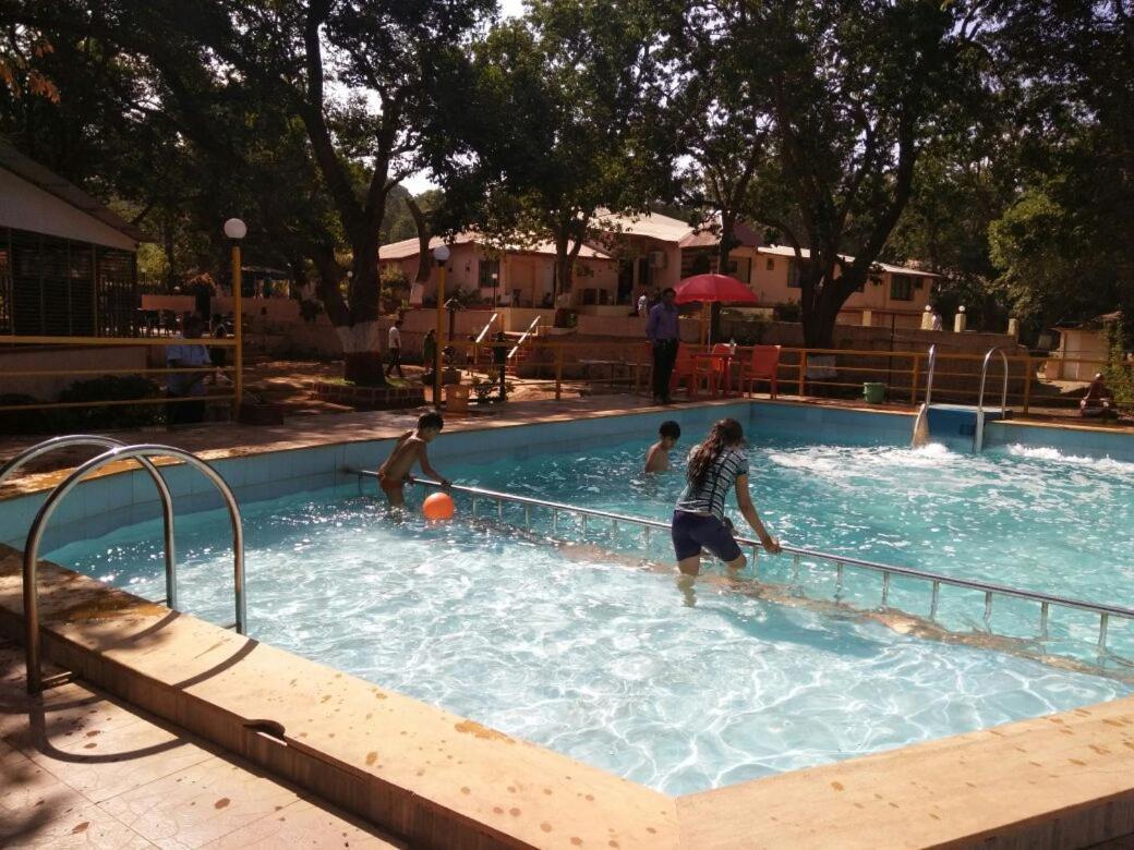 Regal Hotel 3*