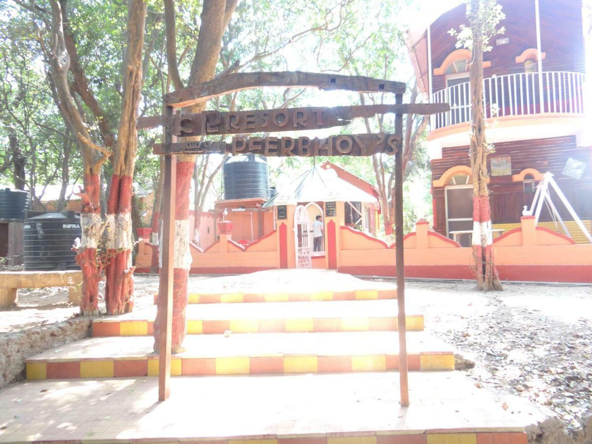 K R Resort Resort