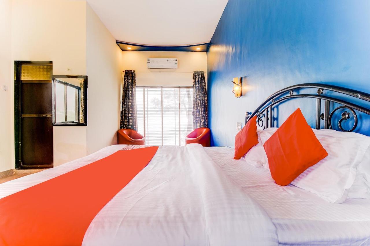 Oyo 62904 Ayaan Valley House Hotel Matheran
