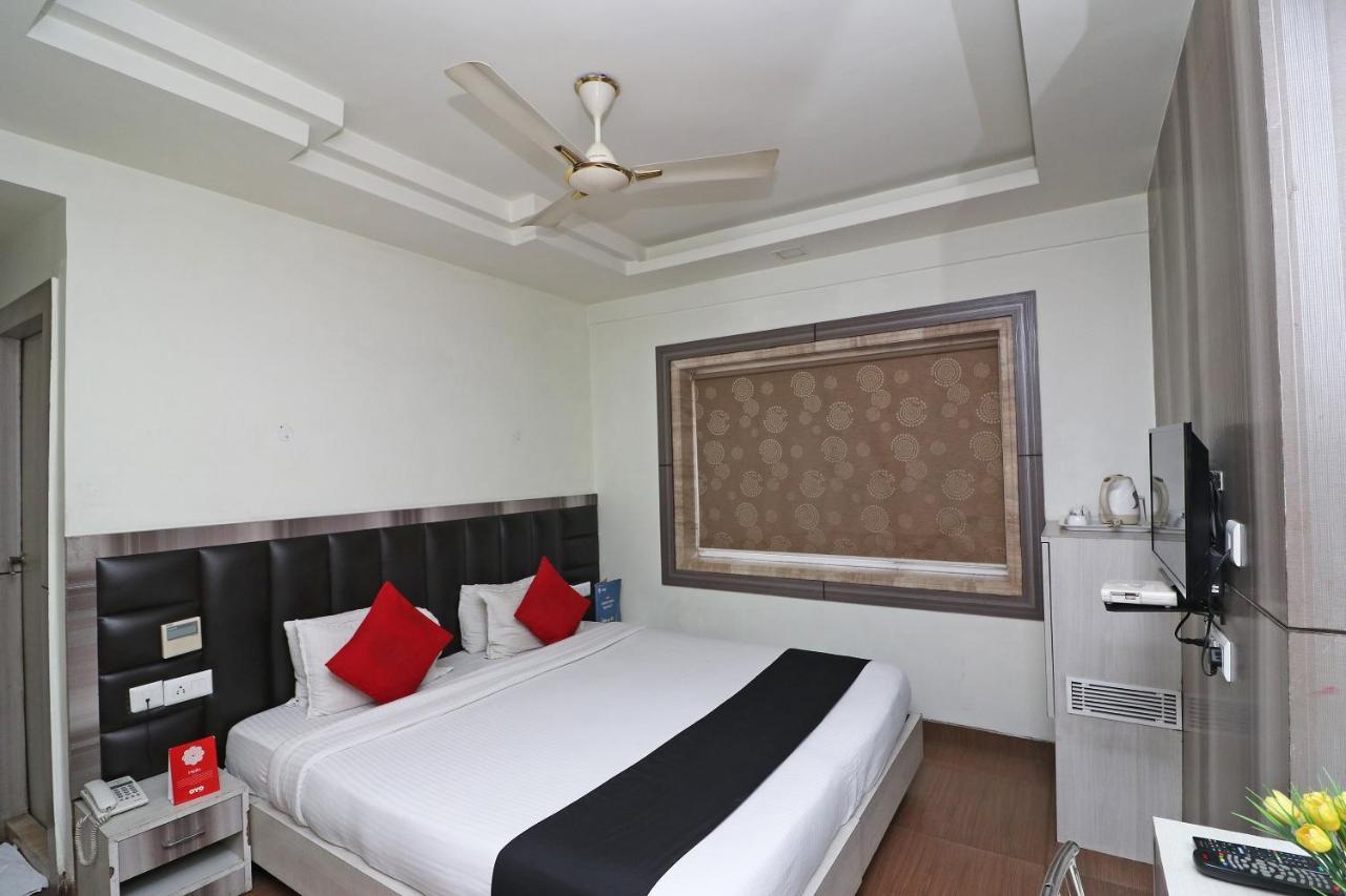 Capital O 38166 Greenfield Matheran